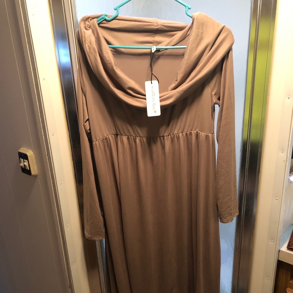 Mother Bee Maternity dress